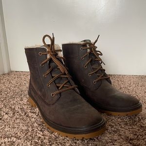 Women’s Kamik Insulated Boots, Size 11